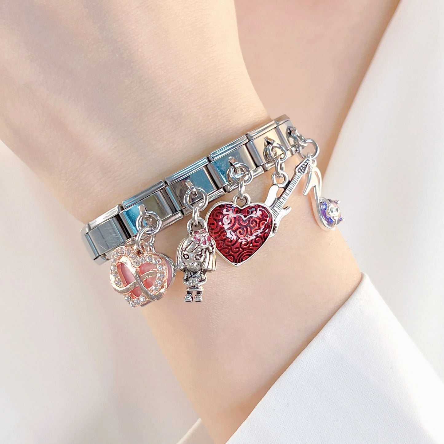 Daisy Flower Zircon Heart MOM DJ609