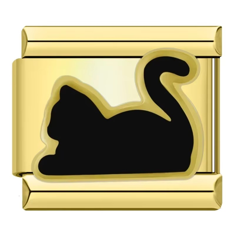 GOLDEN CHARMS