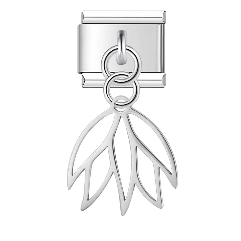 Hollowed Leaves  DJ1262