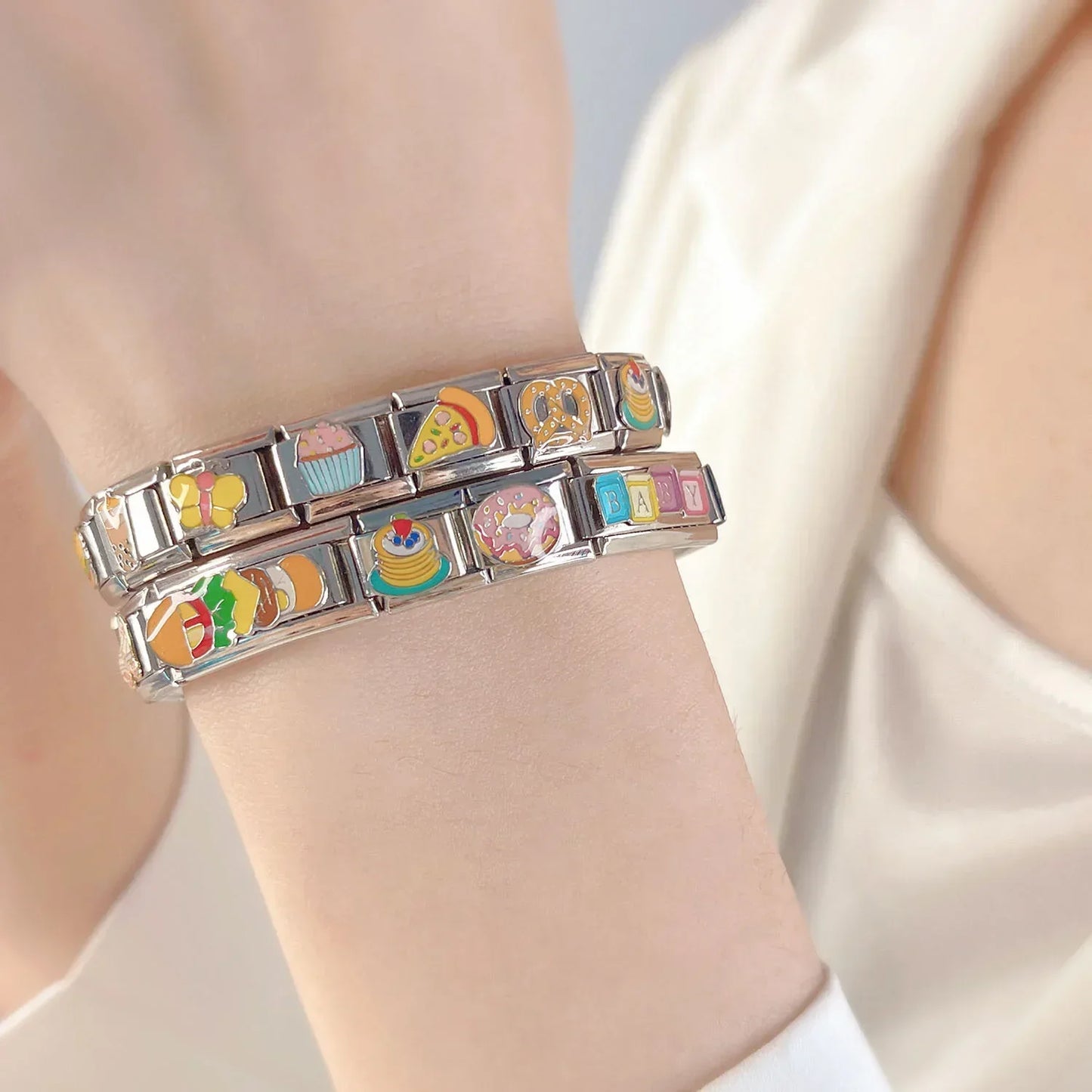 modern Top Fashion Charm DJ585