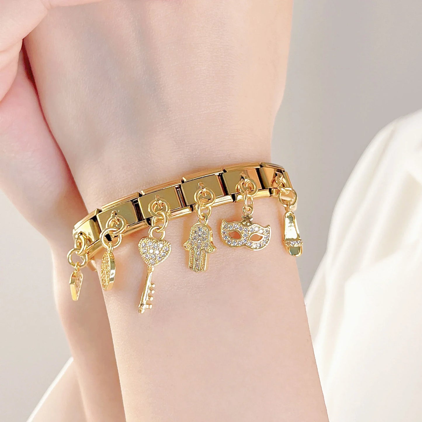 Daisy Fashion Palm Mask High heels Dazzling DJ622