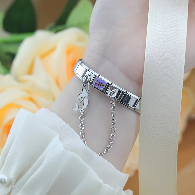 The Essential Silver Motif Safety Chain Charm