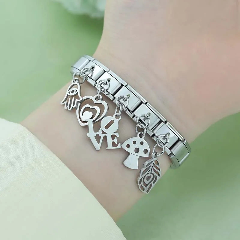 Love MOM Heart Key Bees Snow DJ103