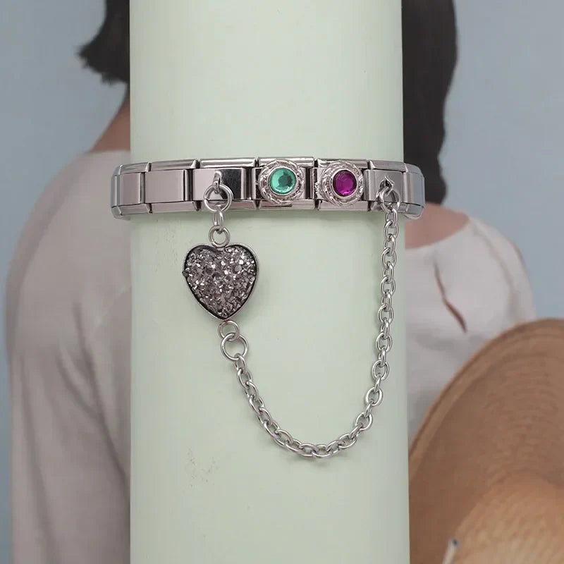 Sweet Romantic Heart Chain DJ285